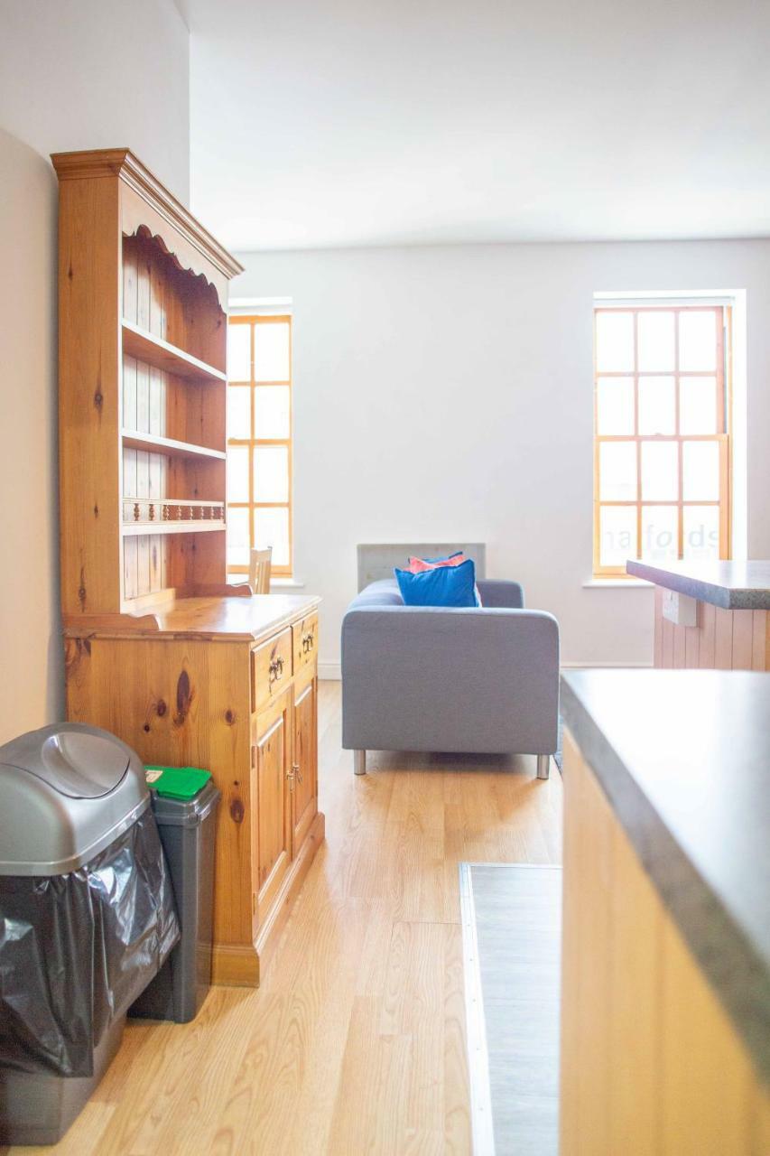 Quire Court Apartment Gloucester Exteriör bild