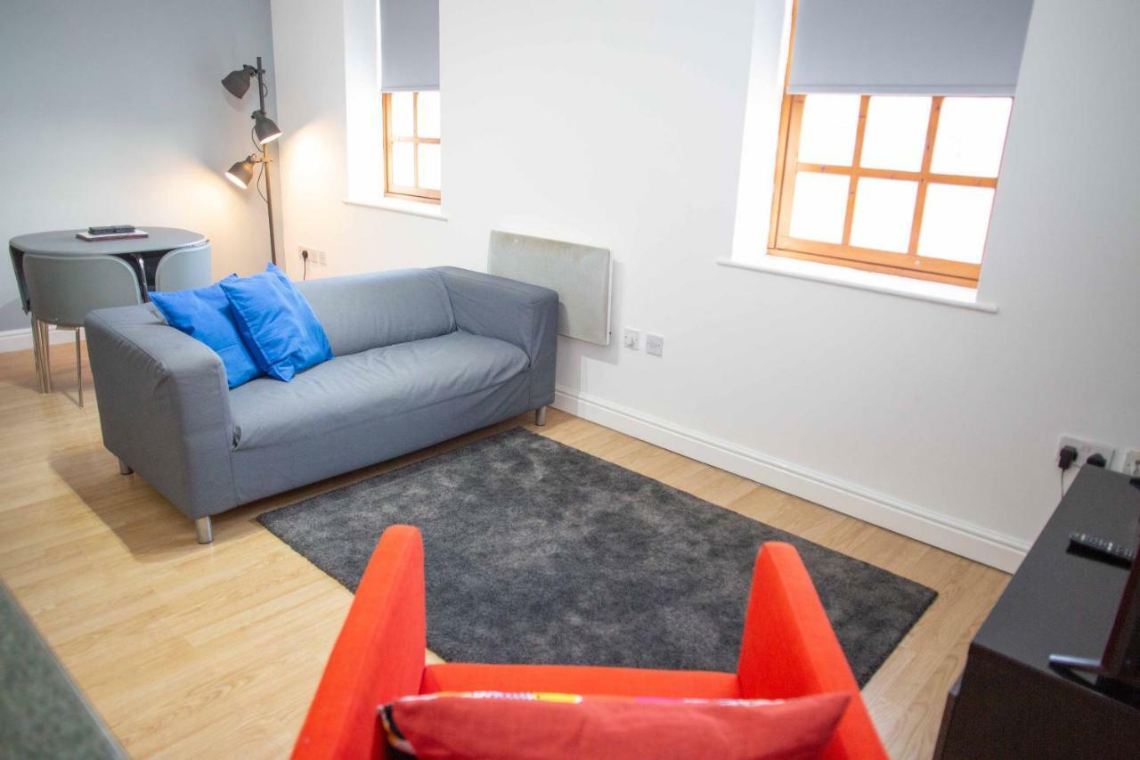 Quire Court Apartment Gloucester Exteriör bild