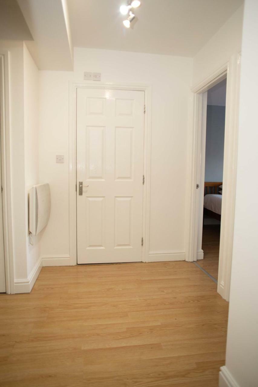 Quire Court Apartment Gloucester Exteriör bild