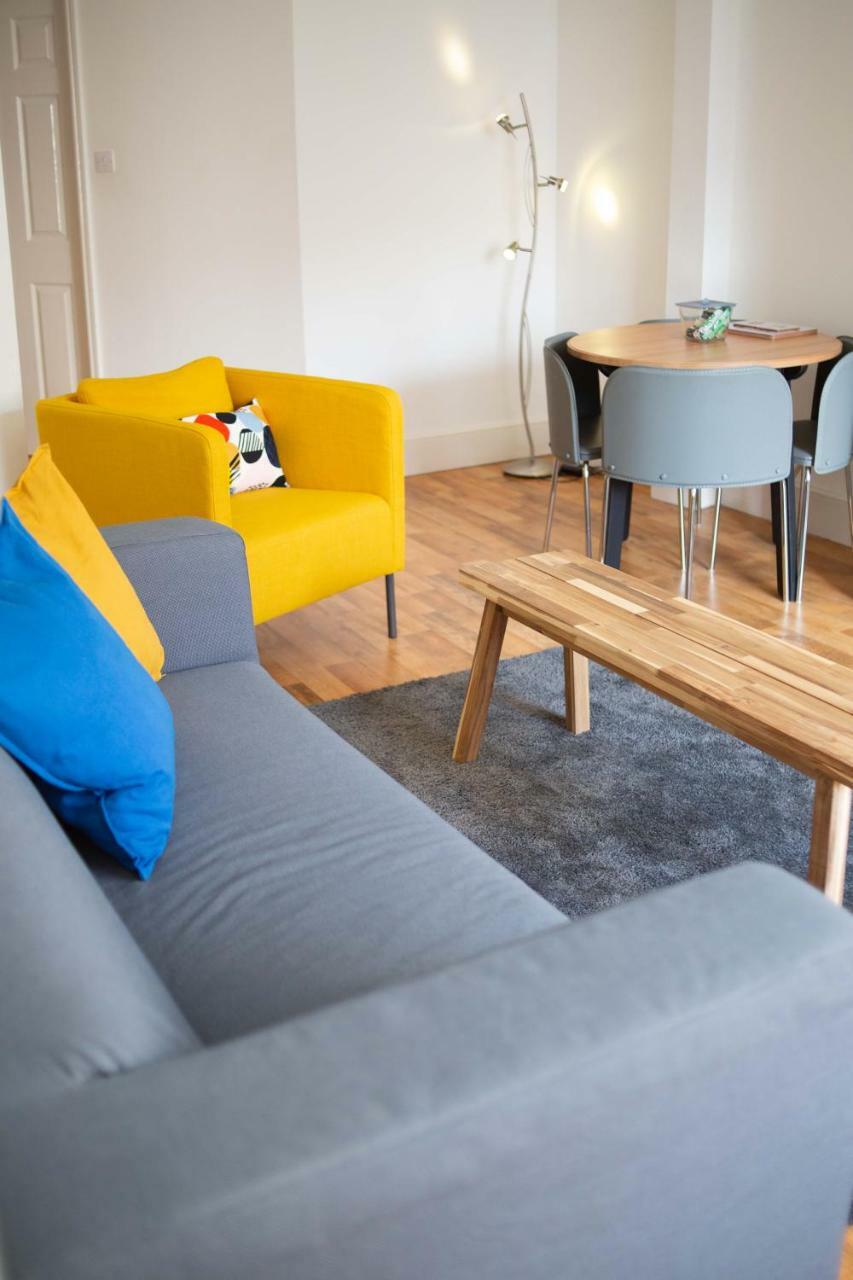 Quire Court Apartment Gloucester Exteriör bild
