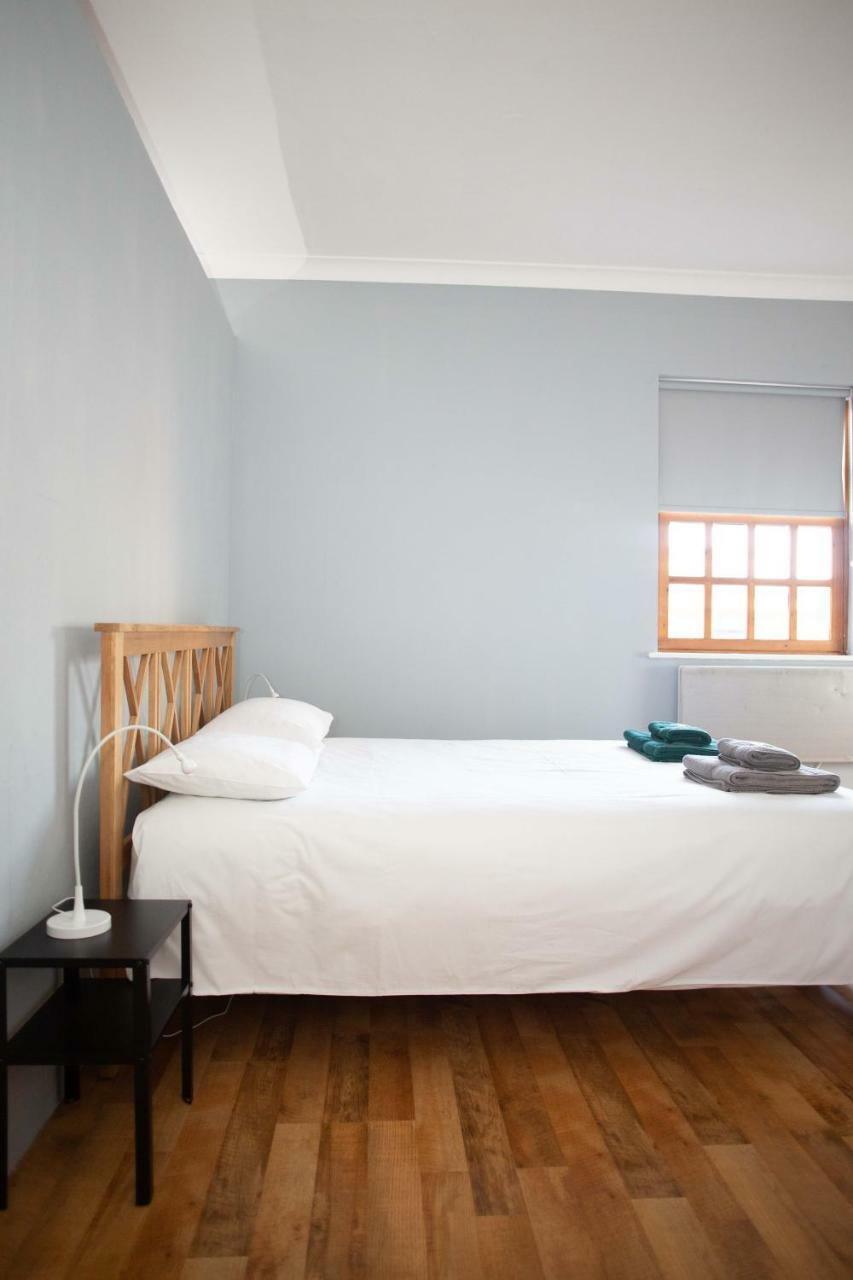 Quire Court Apartment Gloucester Exteriör bild