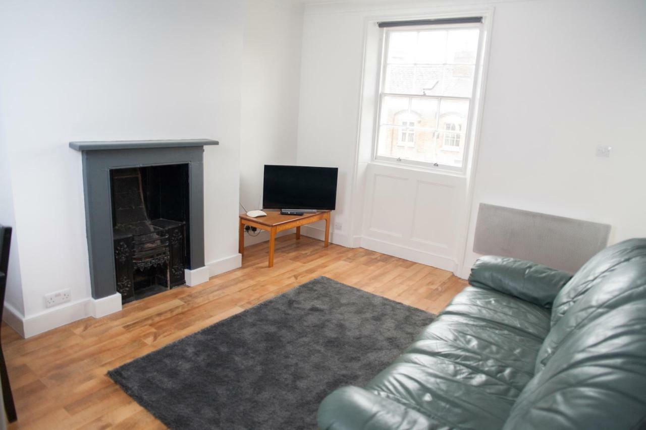 Quire Court Apartment Gloucester Exteriör bild