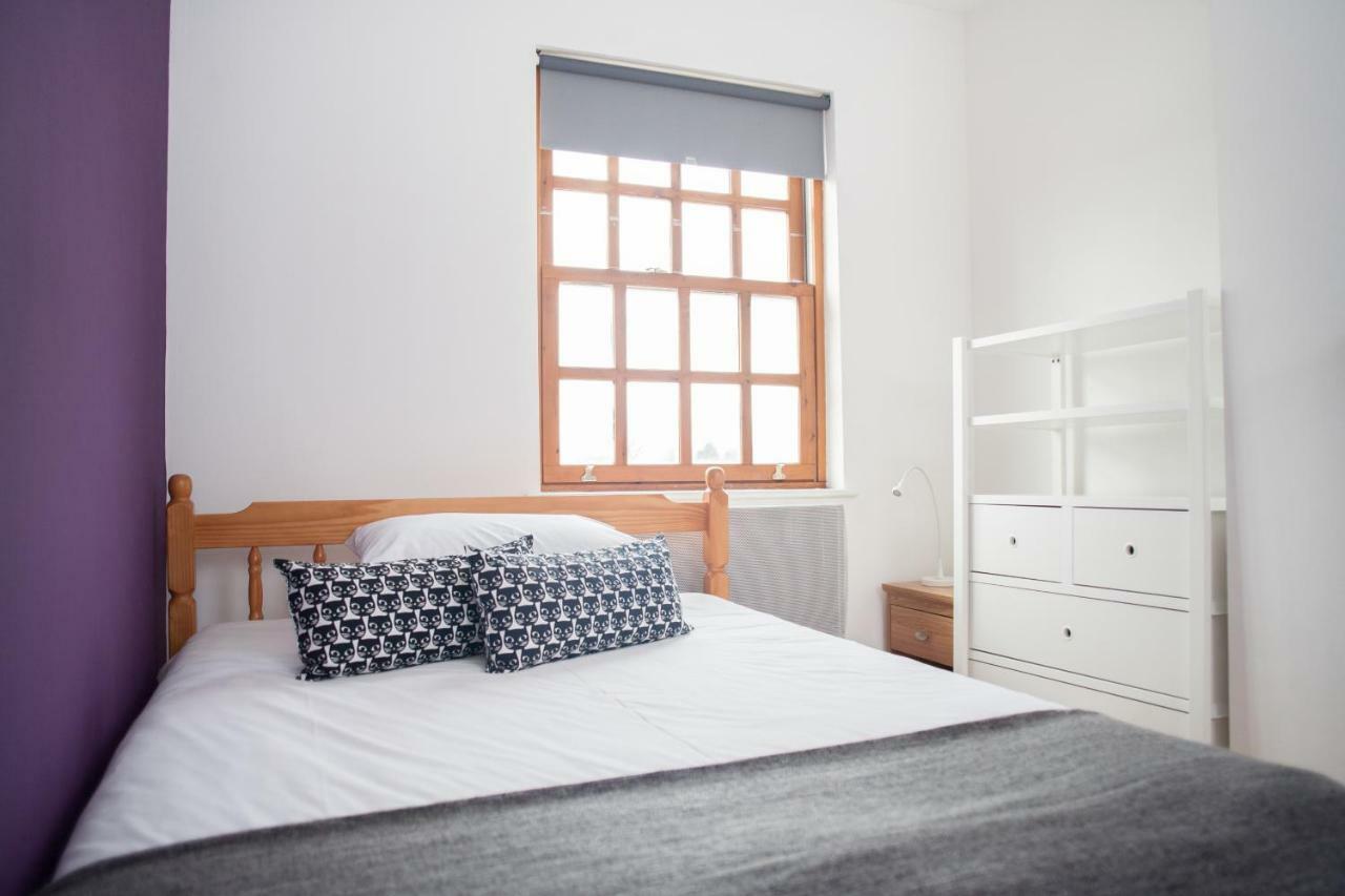 Quire Court Apartment Gloucester Exteriör bild